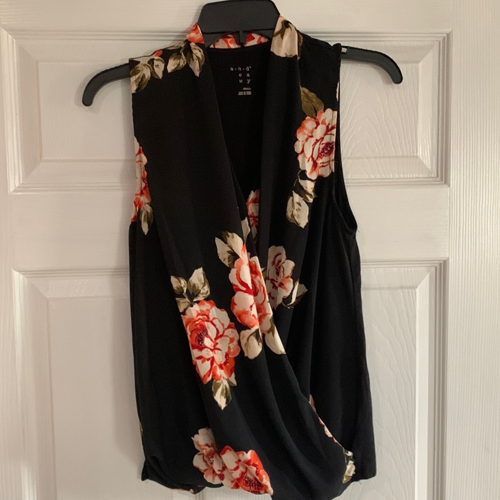 a. new. day floral tank